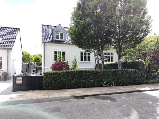 Vaerelser I Midtbyen - 117 M2 Apartment Herning Exterior photo